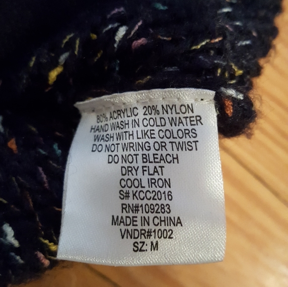 Vintage Havana knit top/ sweater - Picture 6 of 6